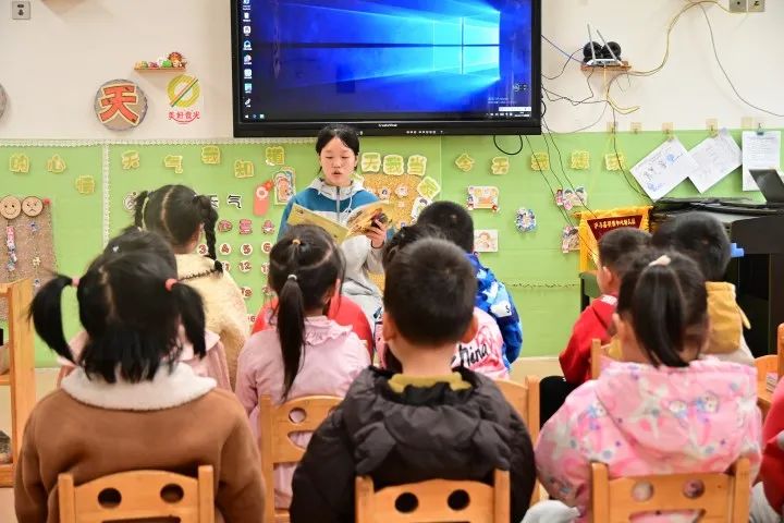 泸县建校2022级幼儿保育专业学生参加见习认知活动